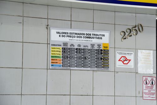 01BUR785