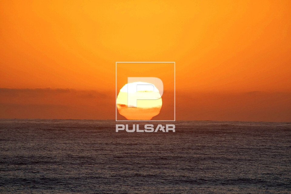 Nascer do sol na Praia Grande - 
