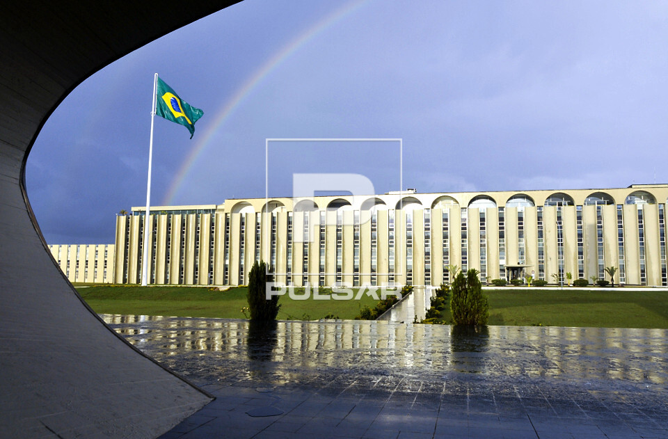Quartel General do Exército Brasileiro - Praça Duque de Caxias - Setor ...