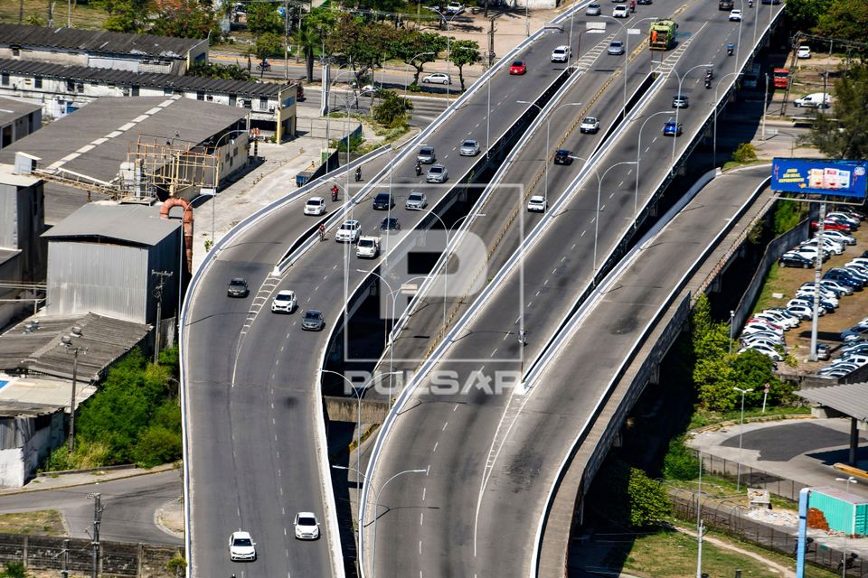 Vista de cima do viaduto Tancredo Neves 