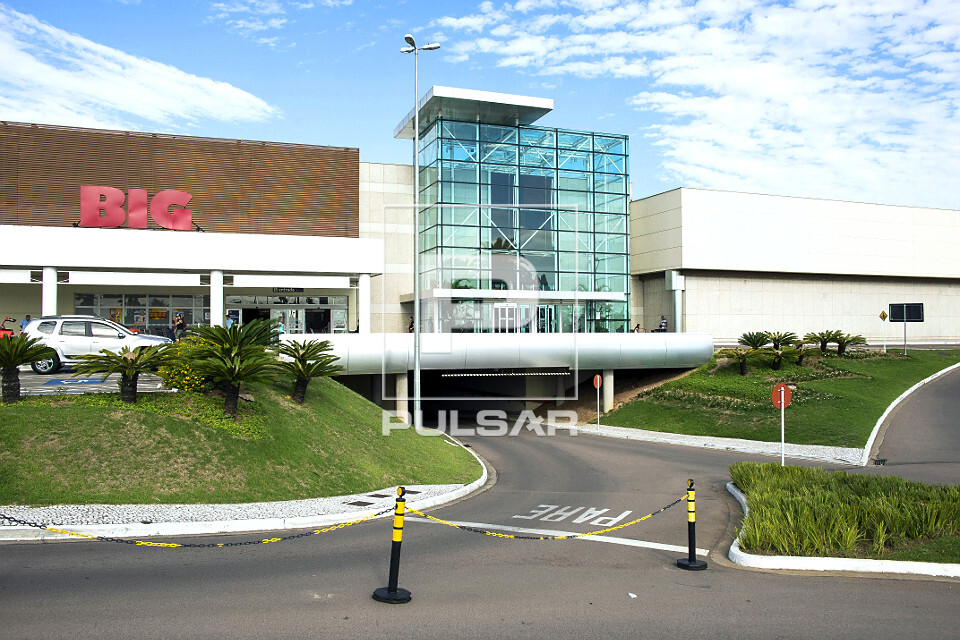 Fachada de shopping center