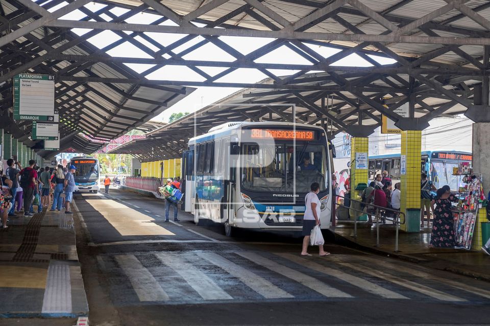 Faixa de pedestres do Terminal Central