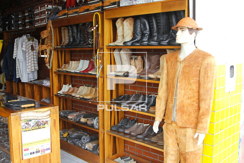 Loja de selaria e artigos de couro e montaria