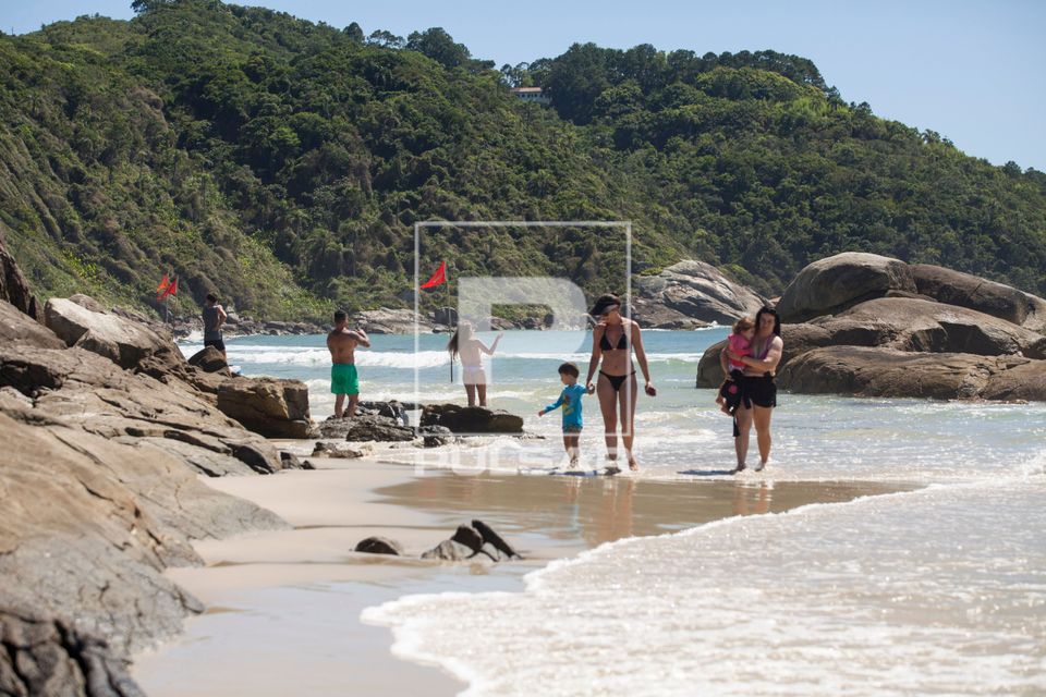 Pessoas na Praia de Mariscal