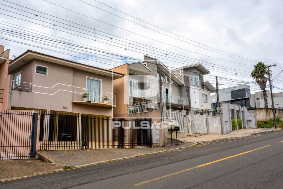 Moradias no bairro Oficinas
