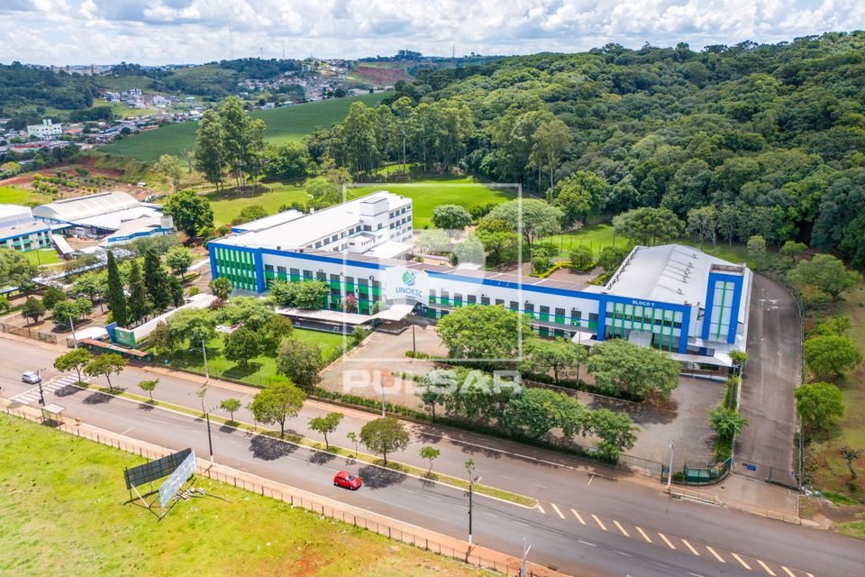 Vista de drone do Campus da Universidade do Oeste de Santa Catarina 