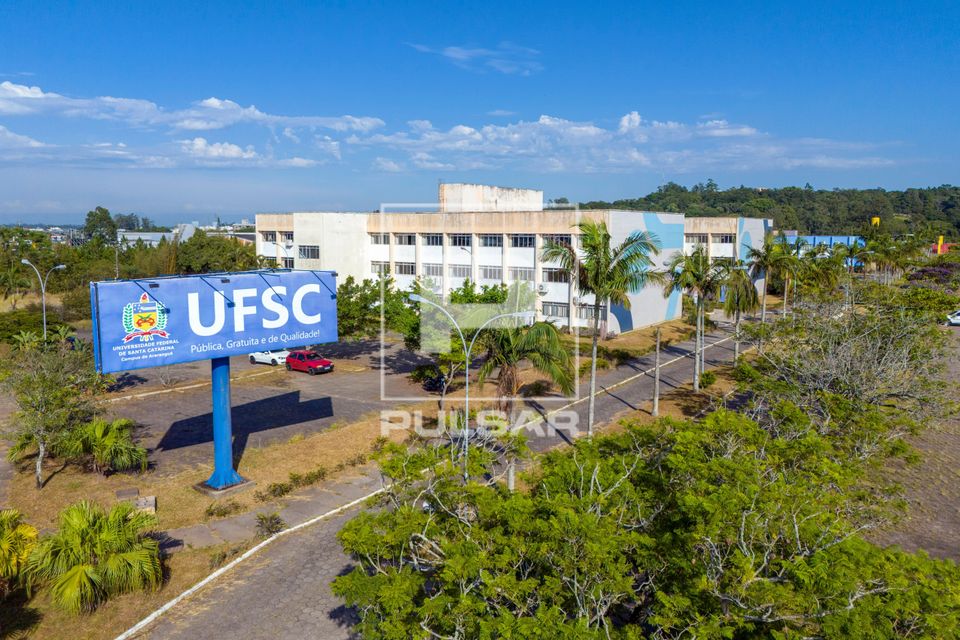 Vista de drone do Campus de Ararangua da UFSC Universidade Federal de Santa Catarina