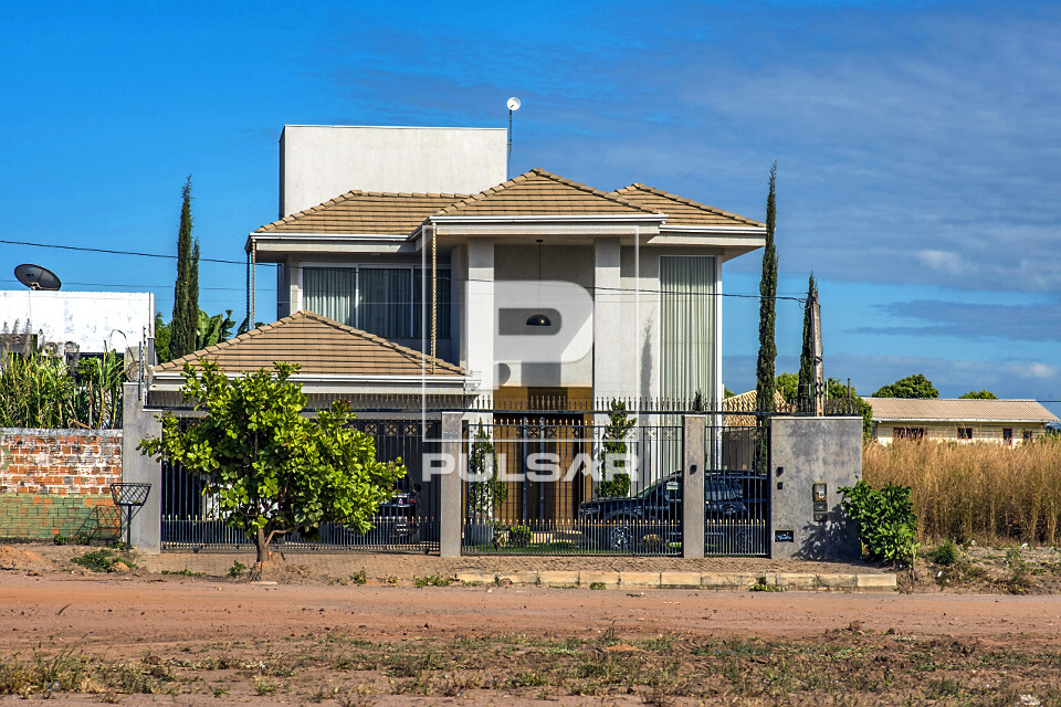 Sobrado no bairro Loteamento Mimoso Doeste I