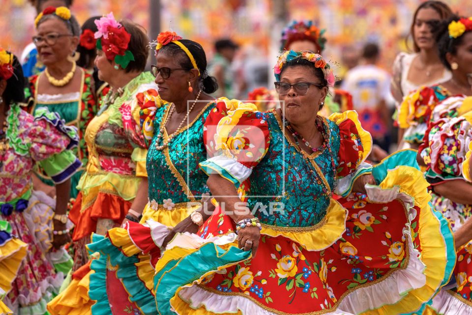 Grupo de Samba de Coco de Barra dos Coqueiros se apresentando no Encontro Cultural de Laranjeiras