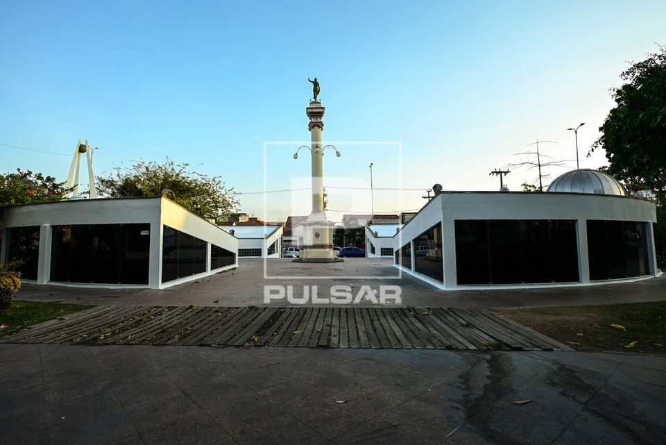 Museu do Eclipse - projeto de Antenor Coelho - praça do Patrocínio - centro da cidade