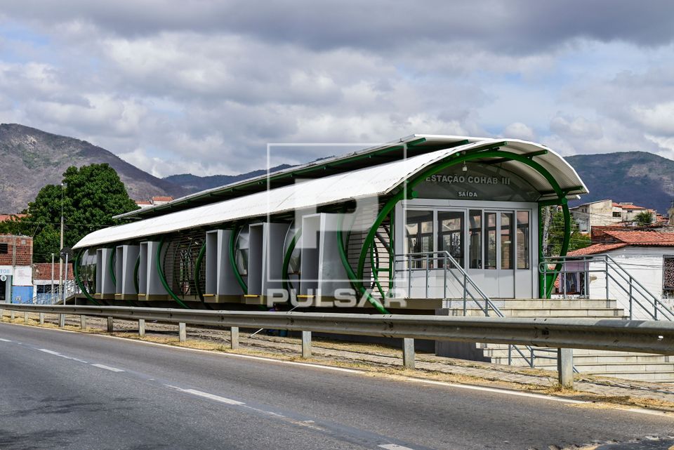 Estação Cohab III  - Linha Norte do VLT Veículo Leve sobre Trilhos