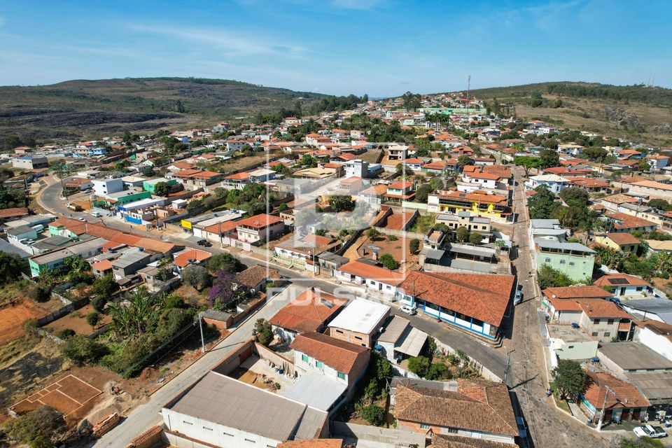 Vista de drone de moradias da cidade