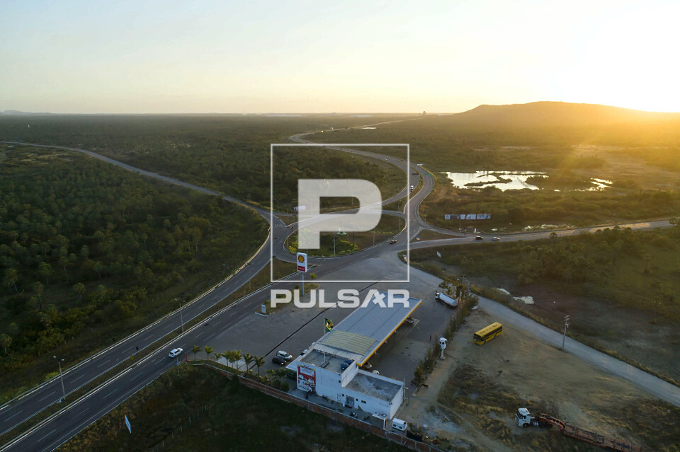 Vista de drone do entroncamento da rodovia CE-085 e CE-421 - 