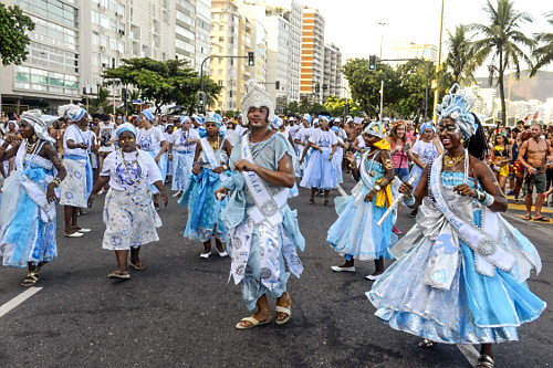 fabuページ FABULOUS ファブレス 社外ホイール マルチ 18インチ 4本 8J5HPCD112