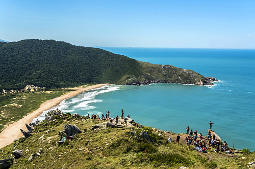 Vista de cima do Morro da Coroa e Praia da Lagoinha do Leste - Parque Municipal da Lagoinha do Leste - 