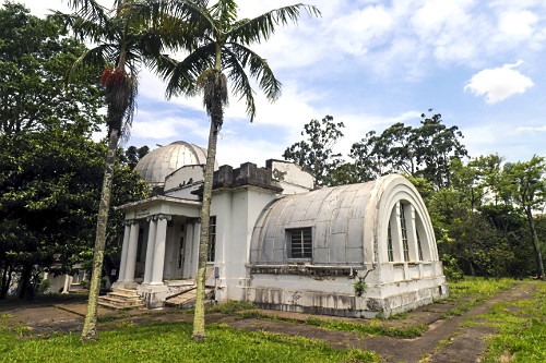 Área externa do Observatório Astronômico do CienTec Parque de Ciência e ...