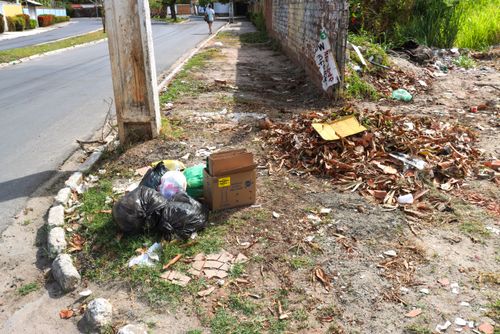 Descarte irregular de lixo