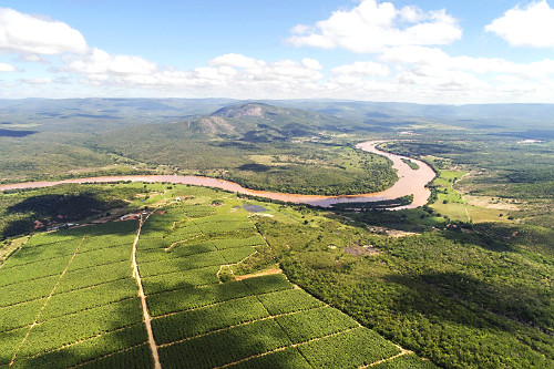 R8iW84ページ rio araçuaí | Pulsar Imagens | Banco imagens do Brasil