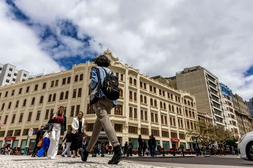 Prédios na Rua XV de Novembro conhecida por Rua das Flores - centro da cidade
